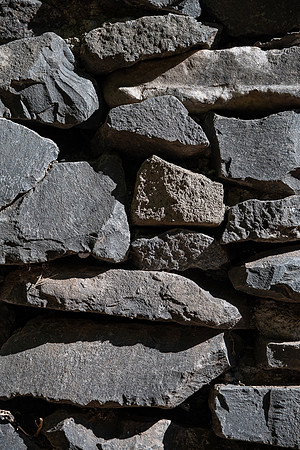 p,20211105 a 51,199842,Stones ,c
