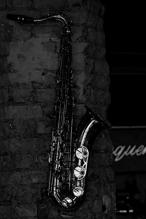 p,20230601 aa 43,194208,That Old Saxophone ,b