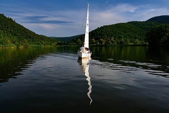 p,20220202 a 31,185534,Our Romantic Lake ,c
