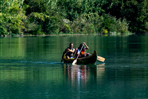 20231011 aa 31,260587,A Canoe in the Green River ,c