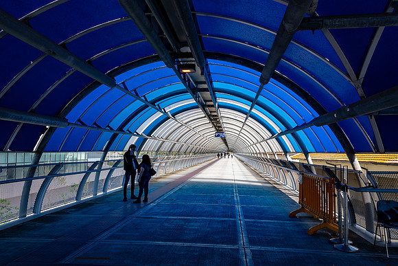 20220516 a 11,203744,Blue Tunnel ,c