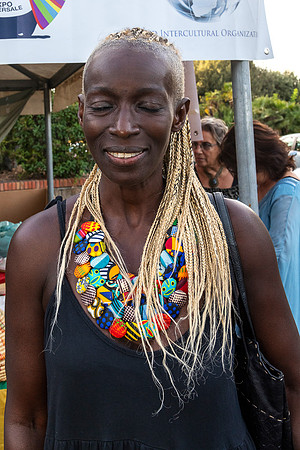 20220928 aa 32,213300,African Dreams ,c